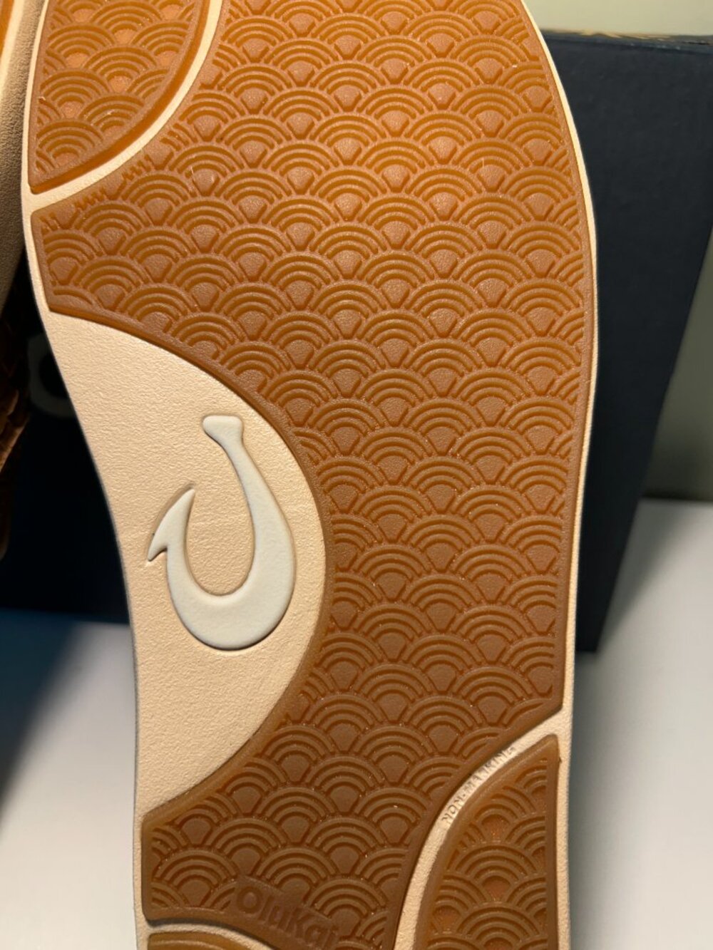 Olukai Men's Lae‘ahi Lauhala Woven Leather Shoes - Picture 14 of 16